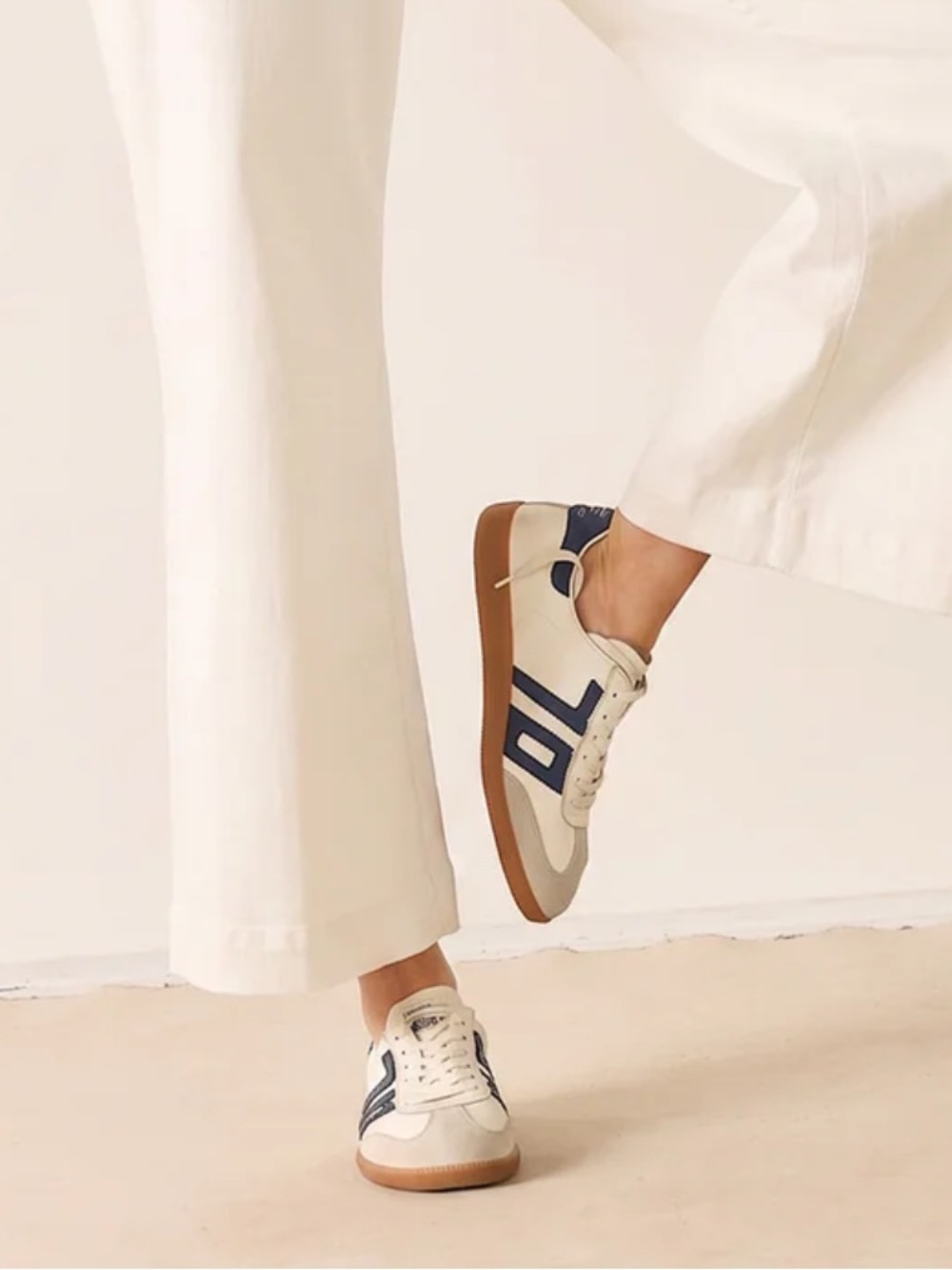 Voyageur White Nomad Cropped Sailor - Picture 7 of 8